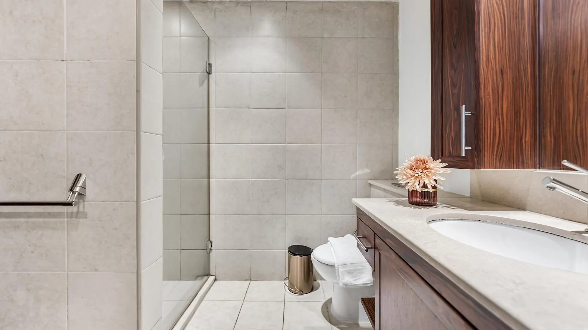 Apartment Magnificent - Spacious New 2Br In Downtown Dubai