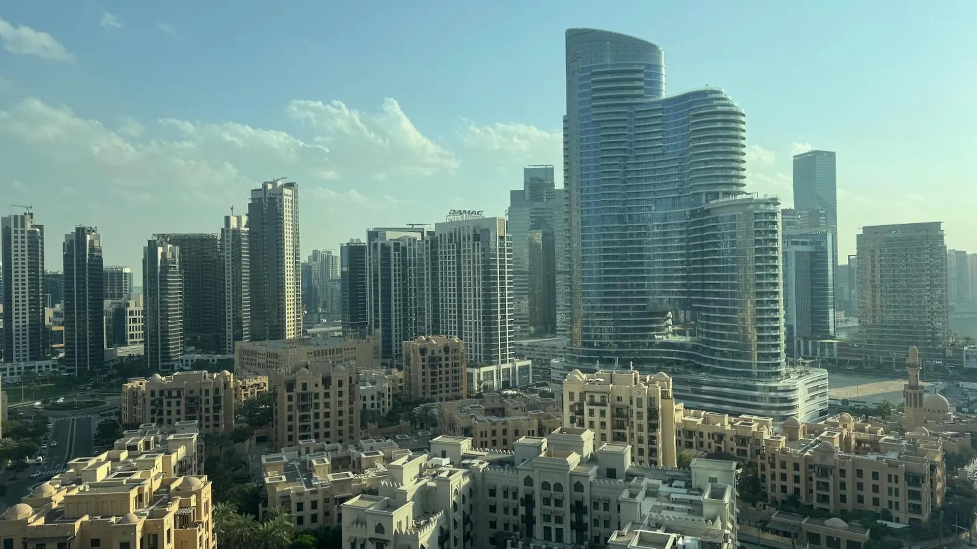 Magnificent - Spacious New 2Br In Downtown Dubai 0*,