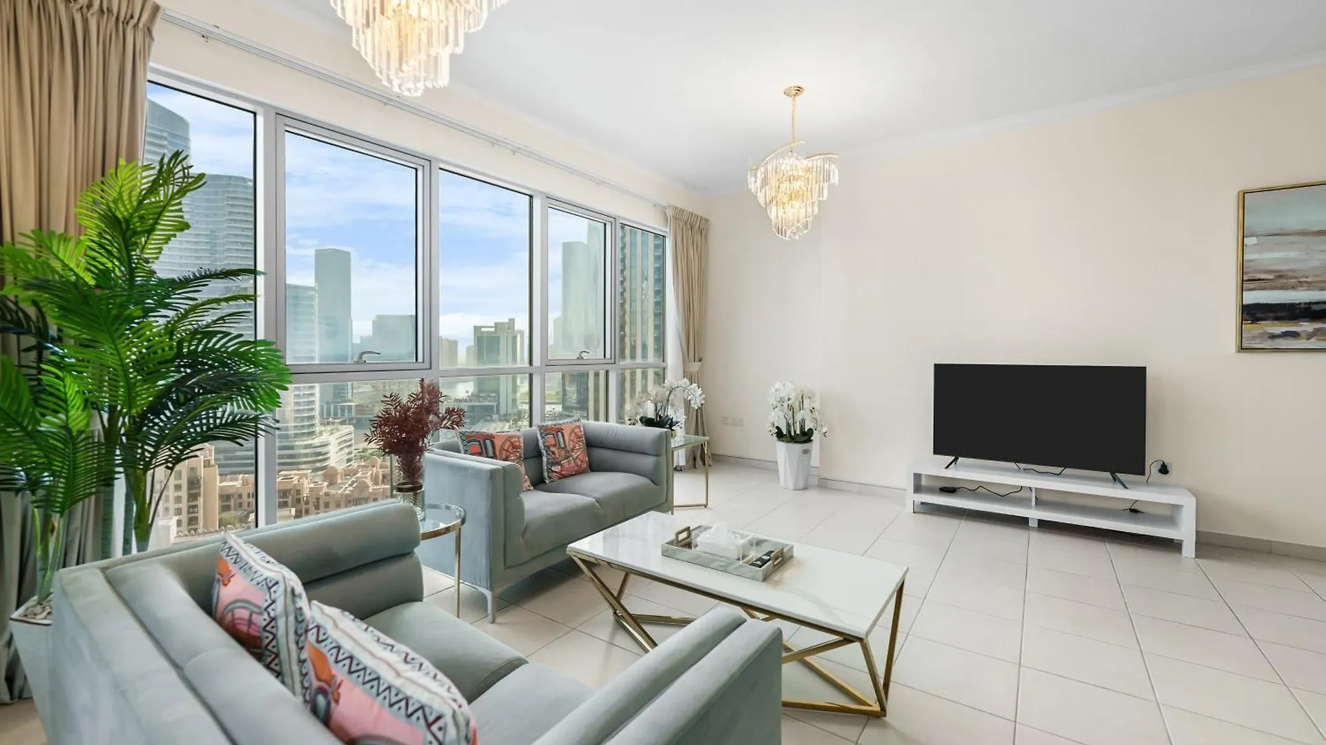 Magnificent - Spacious New 2Br In Downtown Dubai